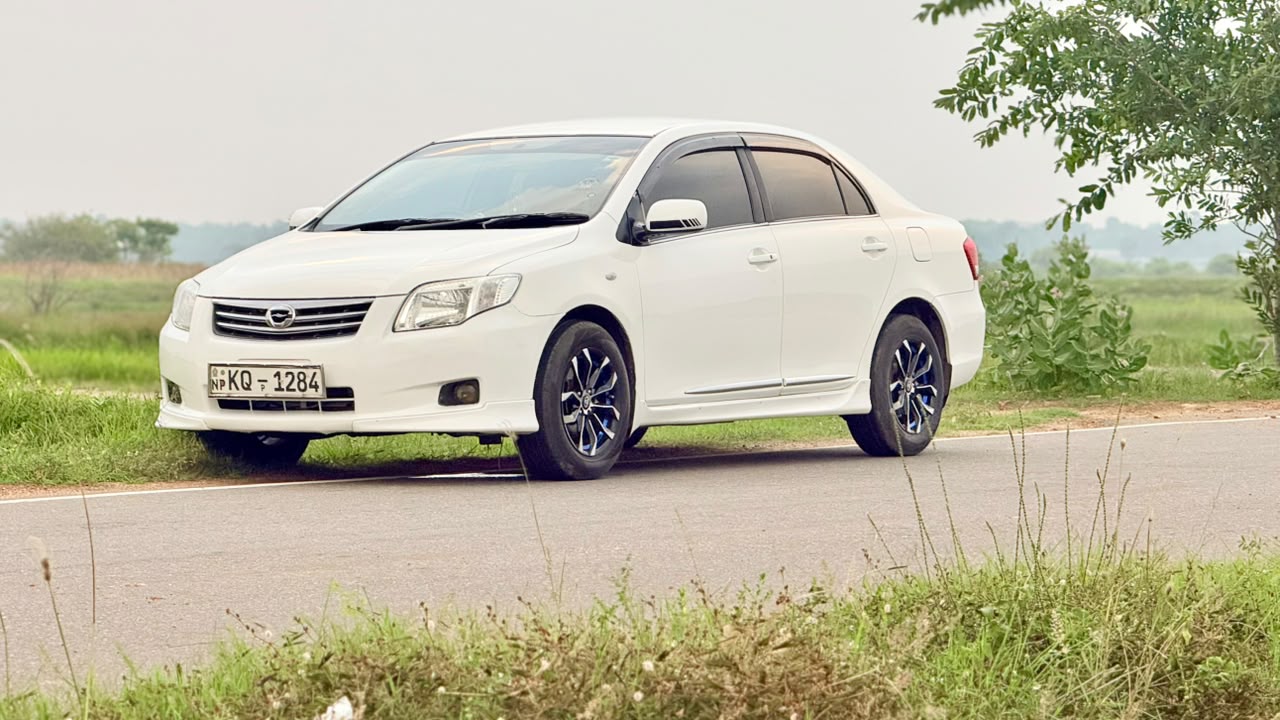 Luxury & Premium Sedans