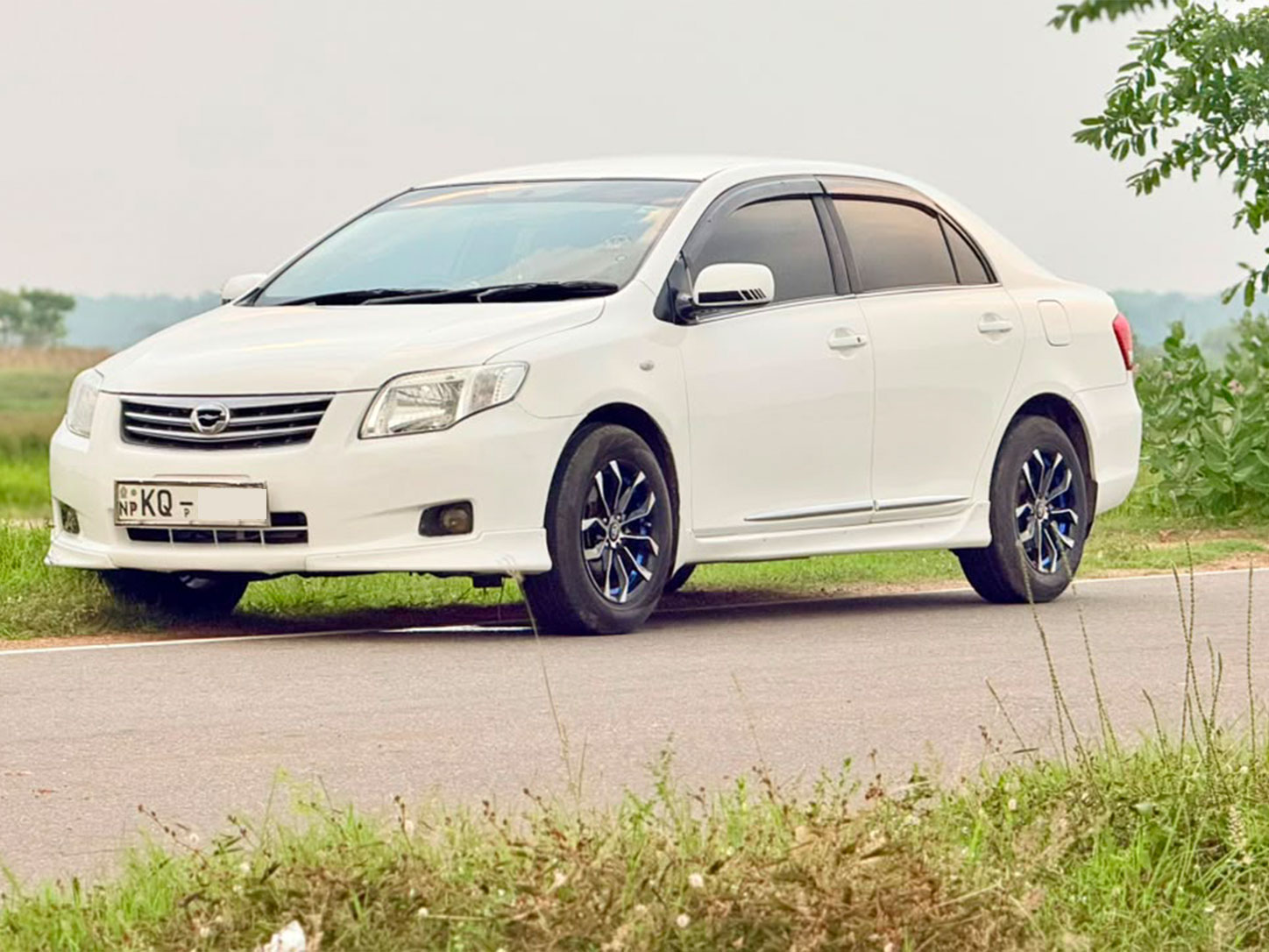 Budget & Luxury Sedans